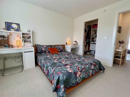 Photo 8 at 18 - 23785 Dewdney Trunk Road, East Central, Maple Ridge