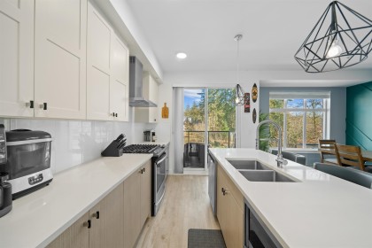 Photo 11 at 95 - 24108 104 Avenue, Albion, Maple Ridge