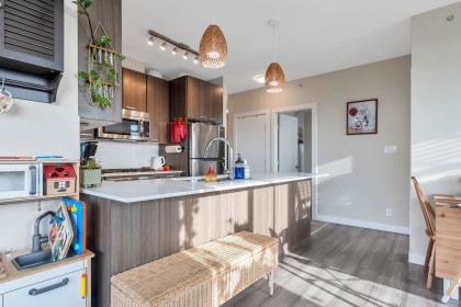 Photo 10 at 908 - 2789 Shaughnessy Street, Central Pt Coquitlam, Port Coquitlam