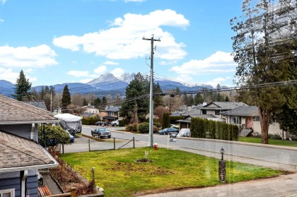 Photo 9 at 12141 230 Street, East Central, Maple Ridge