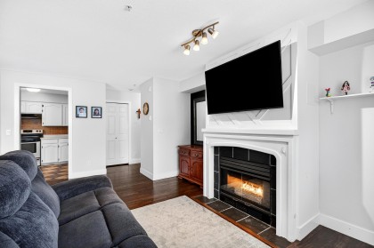 Photo 2 at 101 - 22275 123 Avenue, West Central, Maple Ridge