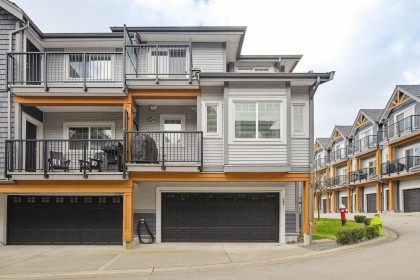 Photo 1 at 22 - 22810 113 Avenue, East Central, Maple Ridge