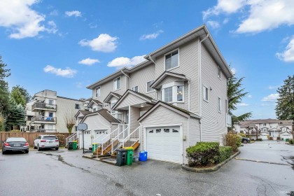 Photo 2 at 20 - 12188 Harris Road, Central Meadows, Pitt Meadows