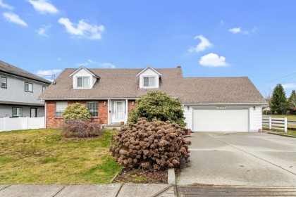 Photo 1 at 32699 Cherry Avenue, Mission BC, Mission