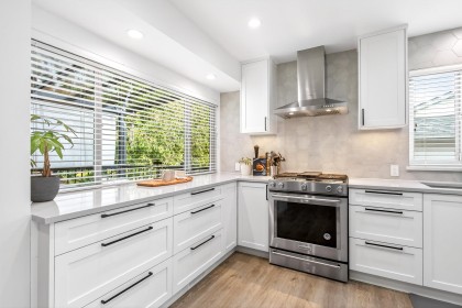 Photo 22 at 969 Mansfield Crescent, Oxford Heights, Port Coquitlam