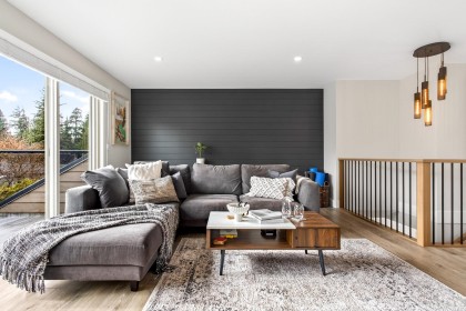 Photo 15 at 969 Mansfield Crescent, Oxford Heights, Port Coquitlam