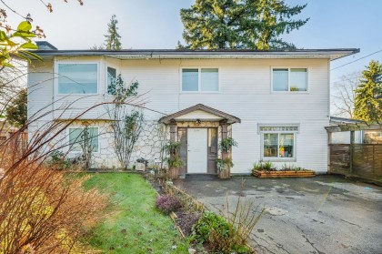 Photo 3 at 22680 Brown Avenue, East Central, Maple Ridge