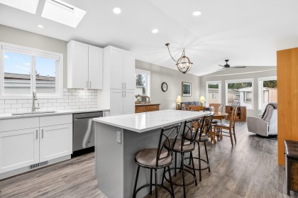 Photo 2 at 19635 Planetree Lane, Central Meadows, Pitt Meadows