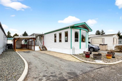 Photo 3 at 19635 Planetree Lane, Central Meadows, Pitt Meadows