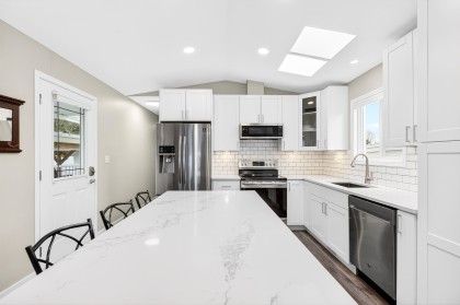 Photo 8 at 19635 Planetree Lane, Central Meadows, Pitt Meadows