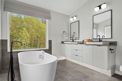 Photo 3 at 11020 250a Avenue, Websters Corners, Maple Ridge