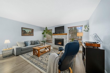 Photo 7 at 33139 Myrtle Avenue, Mission BC, Mission