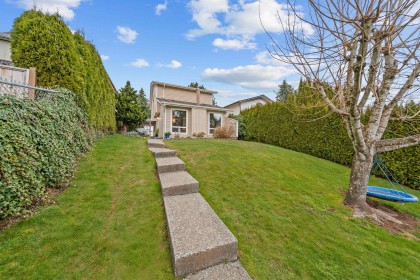 Photo 3 at 33139 Myrtle Avenue, Mission BC, Mission