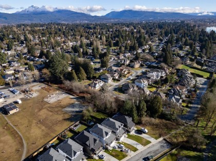 Photo 12 at 20886 River Road, Southwest Maple Ridge, Maple Ridge