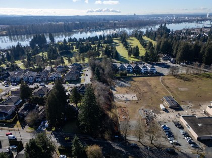 Photo 7 at 20886 River Road, Southwest Maple Ridge, Maple Ridge