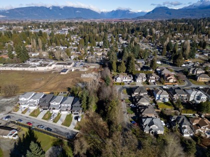 Photo 10 at 20886 River Road, Southwest Maple Ridge, Maple Ridge