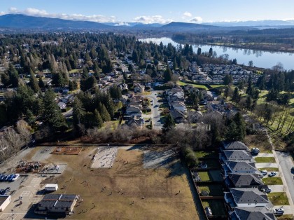 Photo 4 at 20886 River Road, Southwest Maple Ridge, Maple Ridge