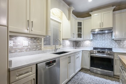 Photo 6 at 21514 Donovan Avenue, West Central, Maple Ridge