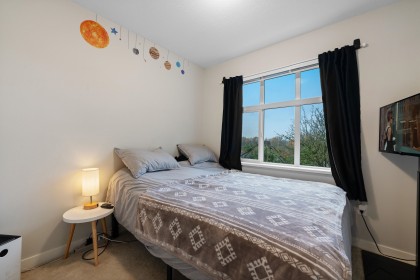 Photo 14 at 1904 - 11295 Pazarena Place, East Central, Maple Ridge