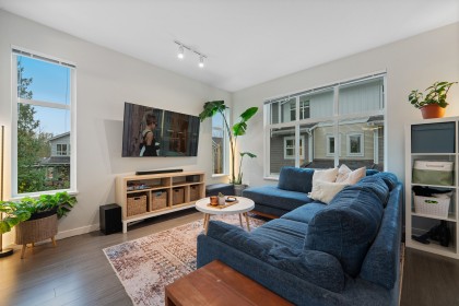 Photo 8 at 1904 - 11295 Pazarena Place, East Central, Maple Ridge