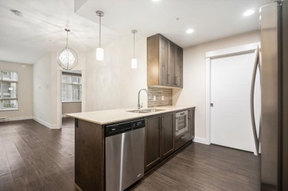 Photo 10 at 205 - 2495 Wilson Avenue, Central Pt Coquitlam, Port Coquitlam