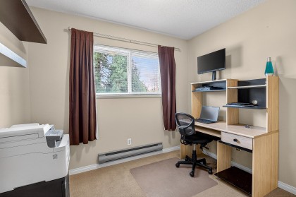 Photo 18 at 21149 Glenwood Avenue, Northwest Maple Ridge, Maple Ridge