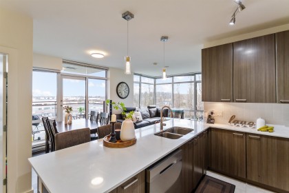 Photo 2 at 708 - 2789 Shaughnessy Street, Central Pt Coquitlam, Port Coquitlam