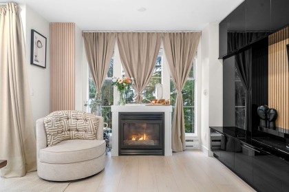 Photo 7 at 19 - 12188 Harris Road, Central Meadows, Pitt Meadows