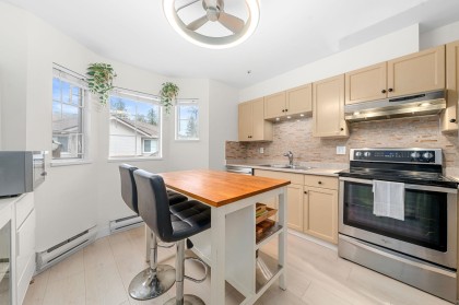 Photo 10 at 19 - 12188 Harris Road, Central Meadows, Pitt Meadows