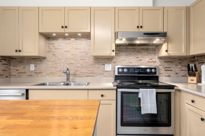 Photo 11 at 19 - 12188 Harris Road, Central Meadows, Pitt Meadows