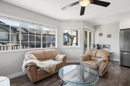 Photo 5 at 33 - 22488 116 Avenue, East Central, Maple Ridge