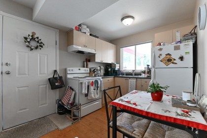 Photo 28 at 2672 Lincoln Avenue, Woodland Acres PQ, Port Coquitlam