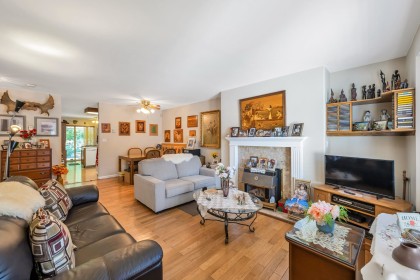 Photo 7 at 25 - 22308 124 Avenue, West Central, Maple Ridge