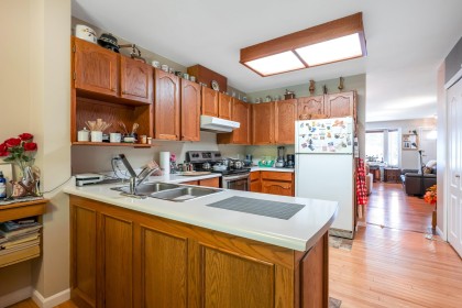 Photo 14 at 25 - 22308 124 Avenue, West Central, Maple Ridge