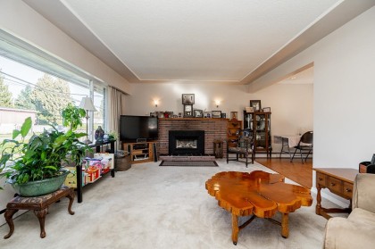Photo 3 at 1590 Westminster Avenue, Glenwood PQ, Port Coquitlam