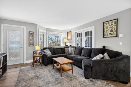 Photo 12 at 304 - 19236 Ford Road, Central Meadows, Pitt Meadows