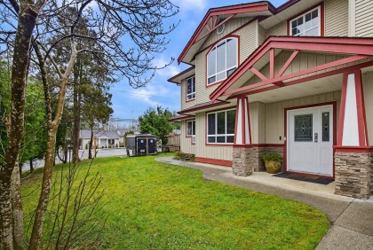 Photo 2 at 12109 Cherrywood Drive, East Central, Maple Ridge