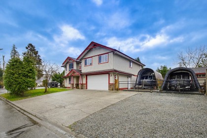 Photo 4 at 12109 Cherrywood Drive, East Central, Maple Ridge