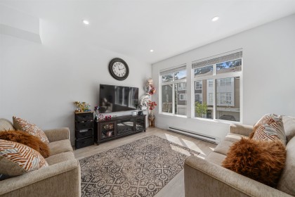 Photo 3 at 72 - 24108 104 Avenue, Albion, Maple Ridge