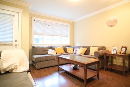 Photo 2 at 25 - 22977 116 Avenue, East Central, Maple Ridge
