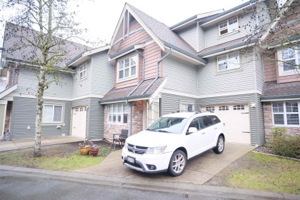 Photo 1 at 25 - 22977 116 Avenue, East Central, Maple Ridge