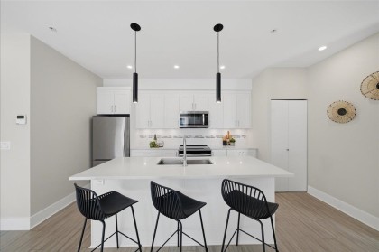 Photo 2 at 22335 Mcintosh Avenue, West Central, Maple Ridge