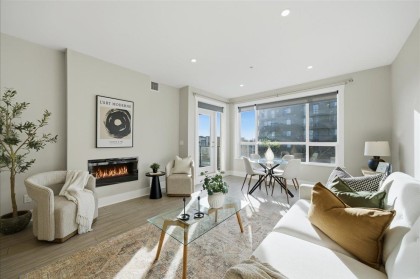 Photo 8 at 22335 Mcintosh Avenue, West Central, Maple Ridge