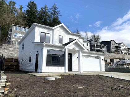 Photo 1 at 34007 Barker Court, Mission BC, Mission