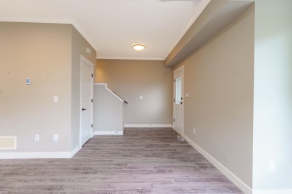 Photo 4 at 13 - 10550 248 Street, Thornhill MR, Maple Ridge