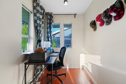 Photo 26 at 21034 Barker Avenue, Southwest Maple Ridge, Maple Ridge