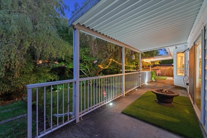 Photo 11 at 21034 Barker Avenue, Southwest Maple Ridge, Maple Ridge