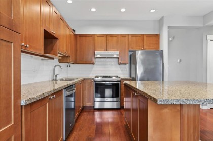 Photo 6 at 54 - 19452 Fraser Way, South Meadows, Pitt Meadows