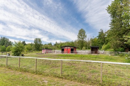 Photo 36 at 24991 100 Avenue, Thornhill MR, Maple Ridge