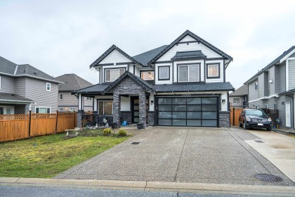 Photo 1 at 32565 Salsbury Avenue, Mission BC, Mission